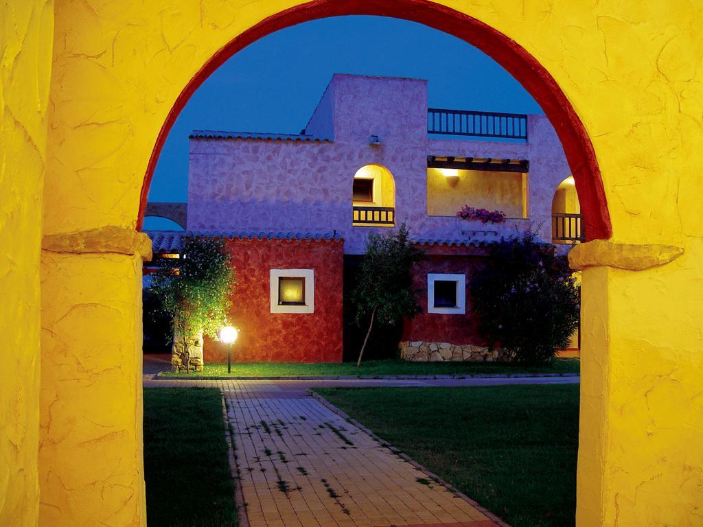 Amarestyle Igv Club Santagiusta Hotel Costa Rei Exterior photo